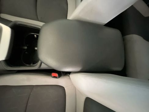 Used 2023 Toyota RAV4 XLE w/ Convenience Package AWD/4WD image 21
