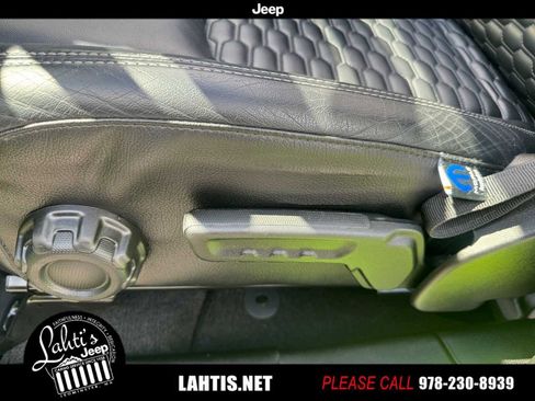 Certified 2021 Jeep Wrangler Unlimited Sport image 27