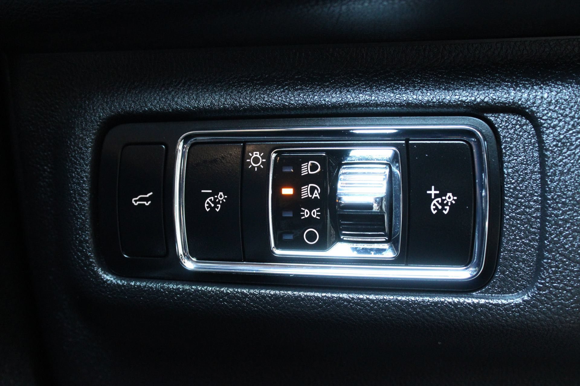 Used 2023 Lincoln Corsair Reserve w/ Equipment Group 201A AWD/4WD image 25