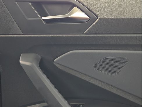 New 2026 Volkswagen Jetta SE FWD image 12