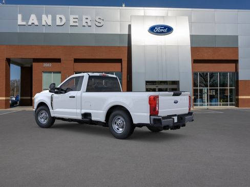 New 2025 Ford F250 XL w/ XL Driver Assist Package RWD image 4