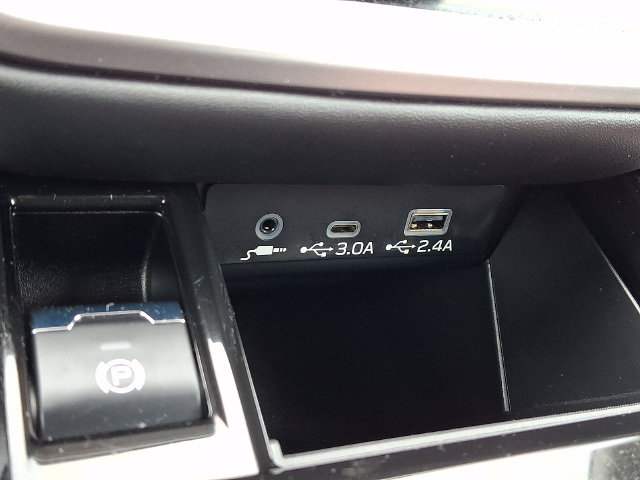 Used 2025 Subaru Outback Premium AWD/4WD image 23