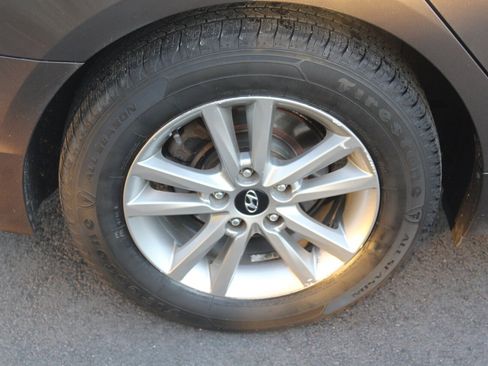 Used 2015 Hyundai Sonata SE w/ Option Group 09 image 22