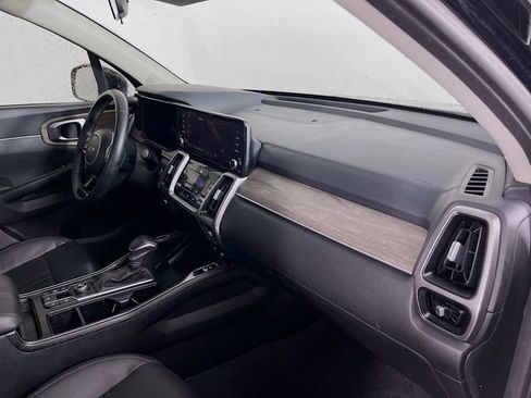 Used 2022 Kia Sorento EX FWD image 31