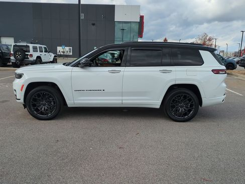 Used 2023 Jeep Grand Cherokee L Summit image 7
