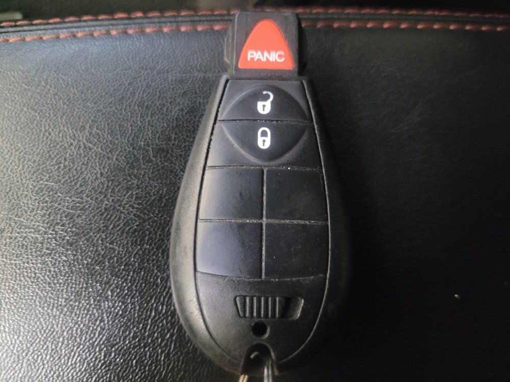 Used 2019 Jeep Cherokee Latitude w/ Popular Appearance Group AWD/4WD image 32