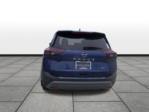 Used 2022 Nissan Rogue SV FWD image 6