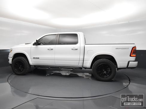 Used 2020 RAM 1500 Laramie w/ Sport Appearance Package AWD/4WD image 3