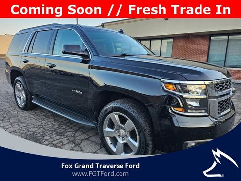 Used 2017 Chevrolet Tahoe LT w/ LT Signature Package image 1