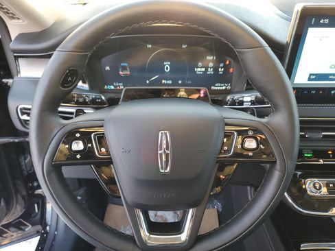 New 2026 Lincoln Corsair Reserve image 16