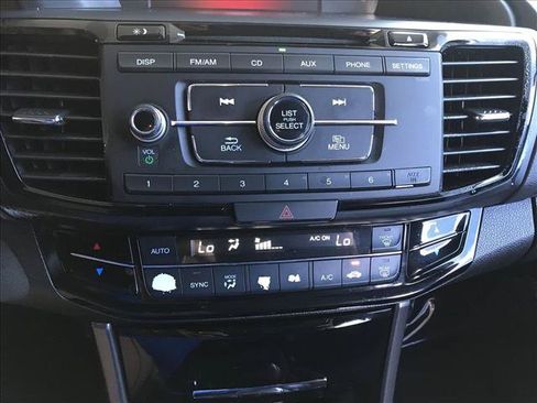 Used 2017 Honda Accord Sport image 13