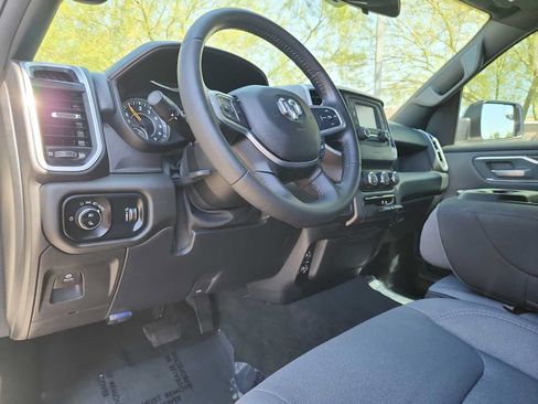 Used 2021 RAM 1500 Big Horn RWD image 10