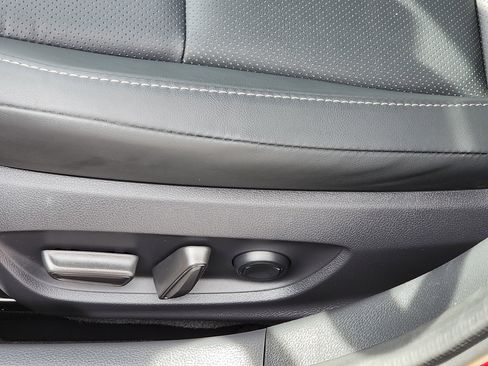 Used 2025 Toyota Prius Limited image 23