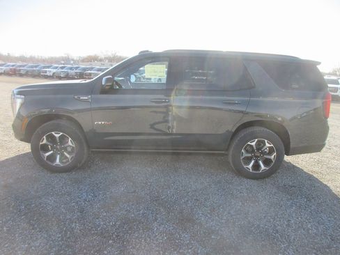 New 2026 GMC Yukon AT4 image 8