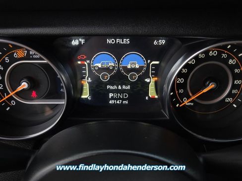 Used 2019 Jeep Wrangler Unlimited Sahara AWD/4WD image 32