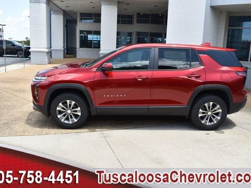 New 2026 Chevrolet Equinox LT w/ Convenience Package II FWD image 6