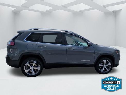 Used 2020 Jeep Cherokee Limited w/ Technology Group AWD/4WD image 4