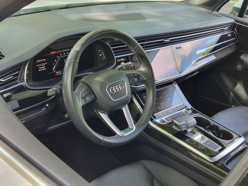 Used 2025 Audi Q7 3.0T Premium Plus AWD/4WD image 4