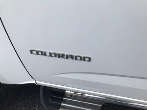 Used 2019 Chevrolet Colorado W/T w/ WT Convenience Package AWD/4WD image 37