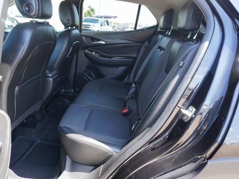 Used 2022 Buick Encore GX Select w/ Advanced Technology Package image 18