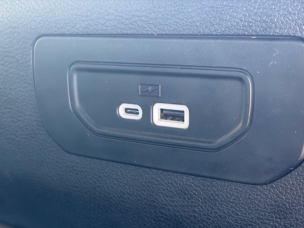Certified 2023 Jeep Grand Cherokee L Limited AWD/4WD image 12
