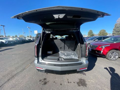 New 2026 Cadillac Escalade Luxury w/ Touring Package image 14