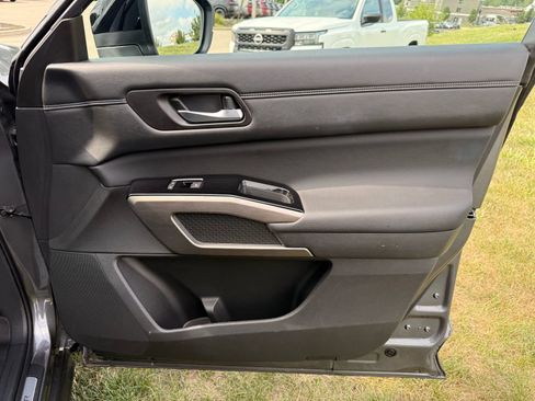 Certified 2023 Nissan Pathfinder Platinum AWD/4WD image 33