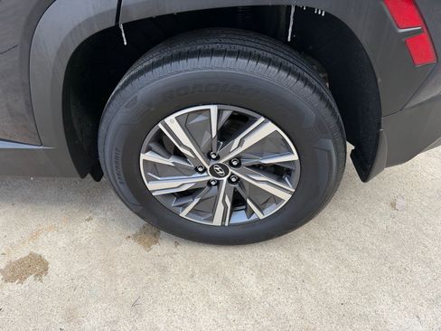 Used 2024 Hyundai Tucson Blue image 36