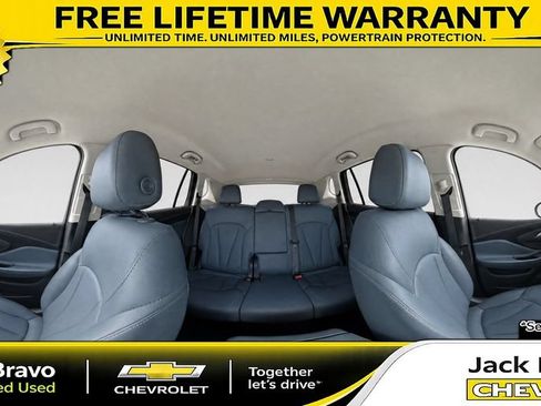 Used 2019 Buick Envision Essence FWD image 9