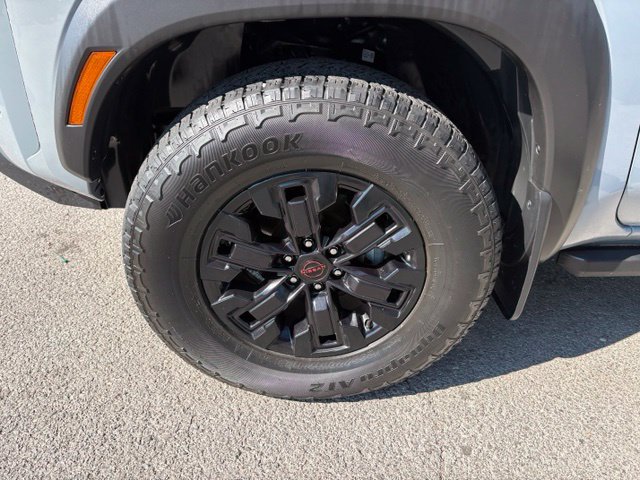Used 2024 Nissan Frontier PRO-4X w/ Pro Convenience Package AWD/4WD image 13