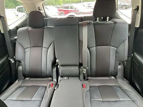 Certified 2023 Subaru Ascent Premium w/ Convenience Package AWD/4WD image 20