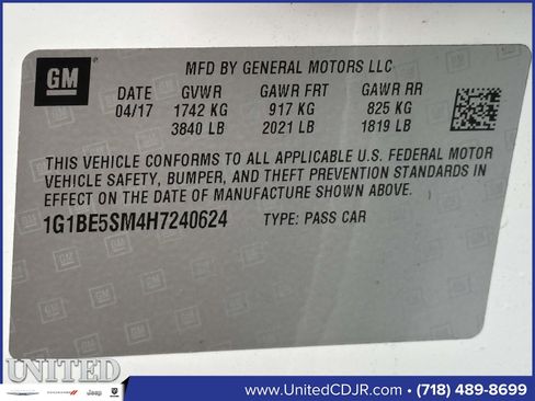 Used 2017 Chevrolet Cruze LT w/ Convenience Package image 32