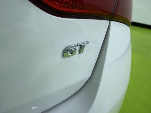 Used 2017 Hyundai Elantra GT image 15