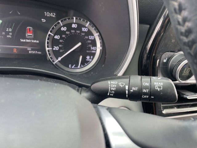 Used 2020 Toyota Highlander XLE AWD/4WD image 34