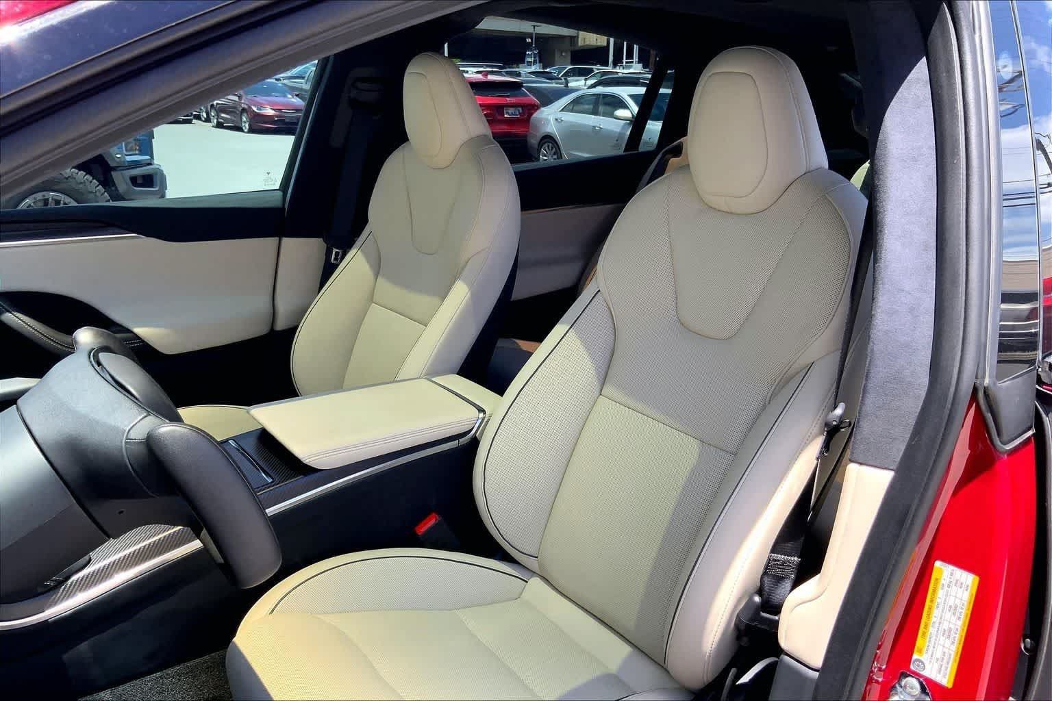 Used 2022 Tesla Model X Plaid AWD/4WD image 11