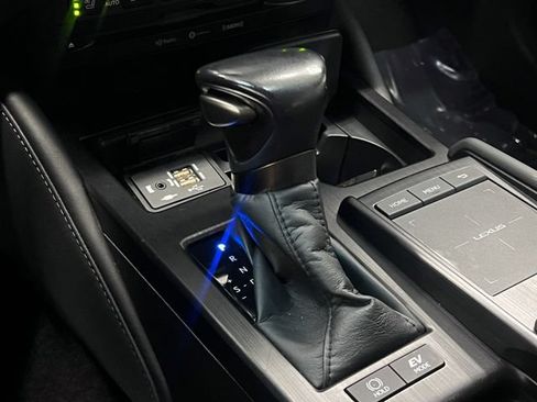 Certified 2022 Lexus ES 300h w/ Premium Package FWD image 21