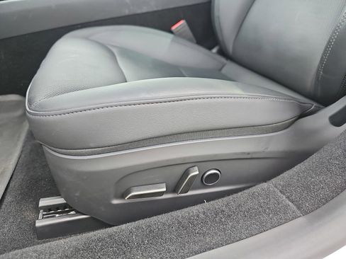 Used 2025 Tesla Model 3 RWD image 17