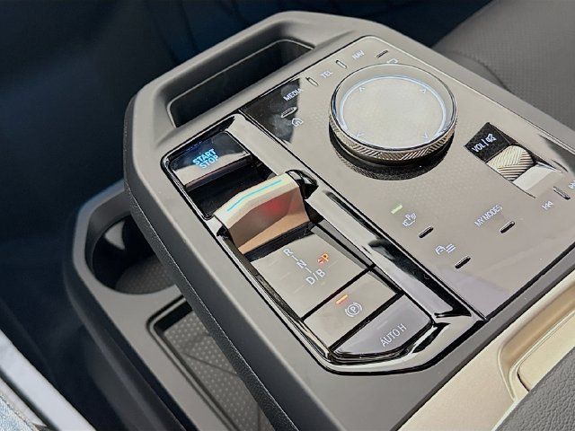 Used 2026 BMW iX xDrive45 AWD/4WD image 17