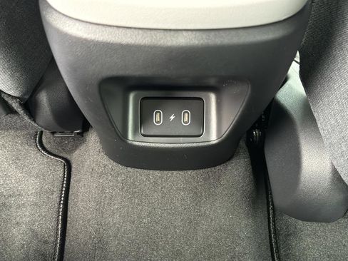 New 2026 Hyundai Elantra Limited FWD image 16