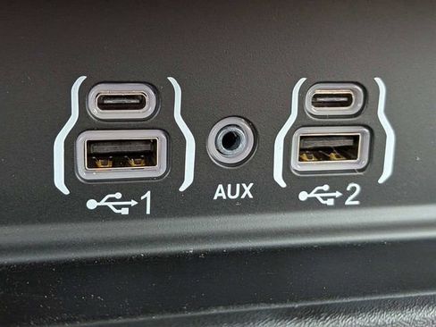 New 2026 RAM 3500 Big Horn AWD/4WD image 23
