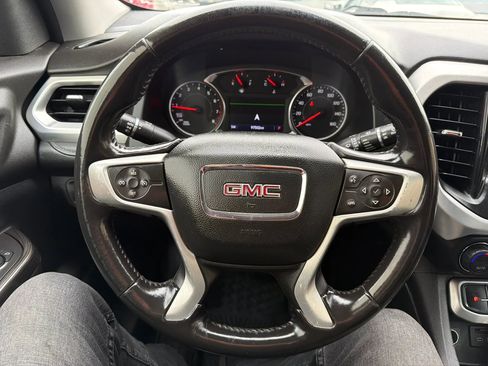 Used 2020 GMC Acadia SLT FWD image 10