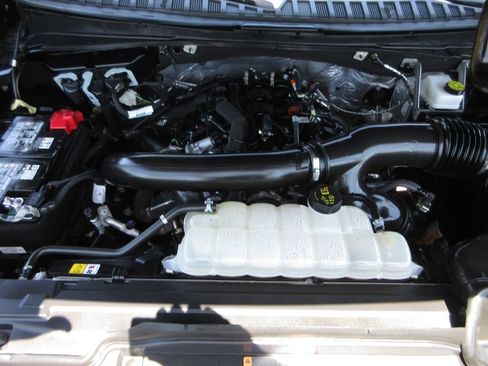 Certified 2025 Ford Expedition Max Active RWD image 26