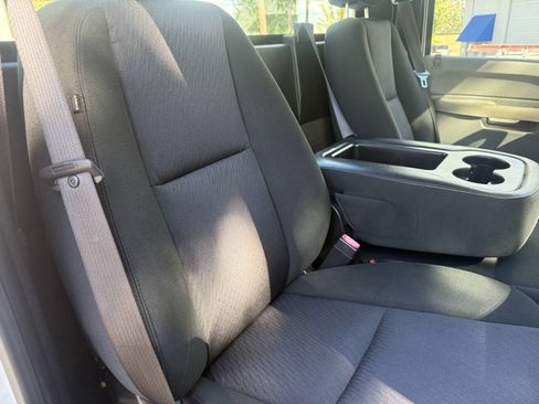 Used 2012 Chevrolet Silverado 1500 W/T AWD/4WD image 15