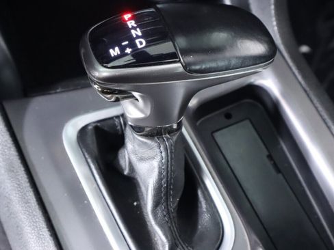 Used 2019 Dodge Charger SXT image 23