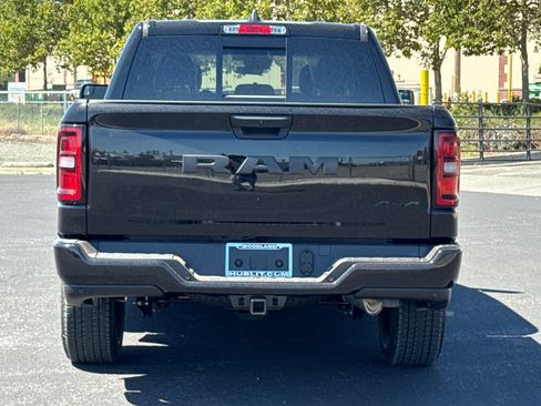 New 2026 RAM 1500 Express AWD/4WD image 4