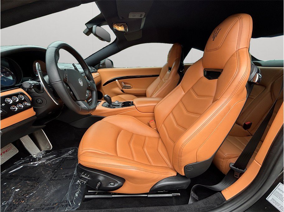 Used 2018 Maserati GranTurismo Sport RWD image 2