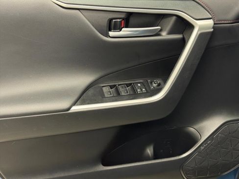 Certified 2023 Toyota RAV4 TRD Off-Road image 16