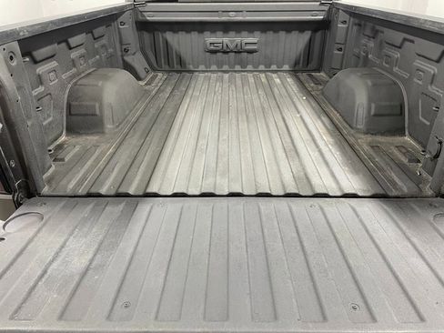 Used 2020 GMC Sierra 1500 SLE w/ X31 Off-Road Package image 24