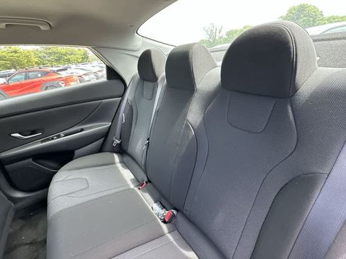 New 2026 Hyundai Elantra SE FWD image 13