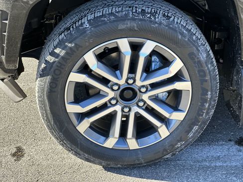 New 2026 Toyota 4Runner Limited image 10